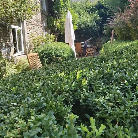 House Of Ardennes And Flowery Charm Semesterbostad *