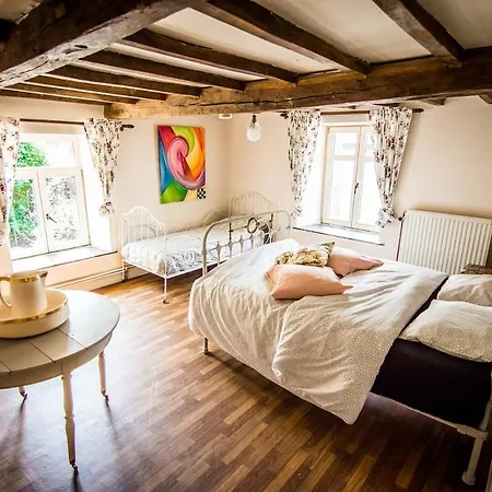Semesterbostad House Of Ardennes And Flowery Charm *